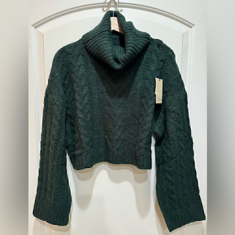NWT Elan ‘Greer’ Cropped Turtleneck Sweater Size S - Picture 2 of 5